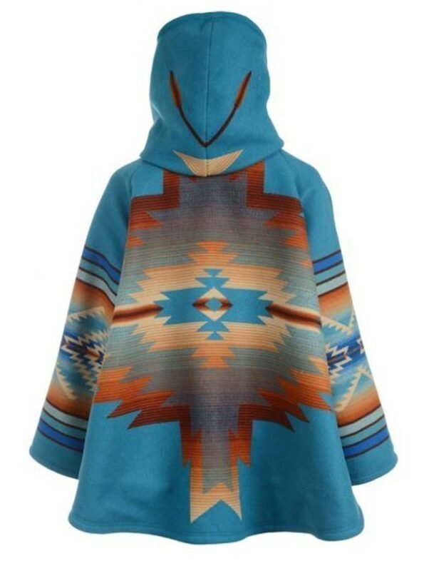 kelly-reilly-yellowstone-blue-hooded-coat